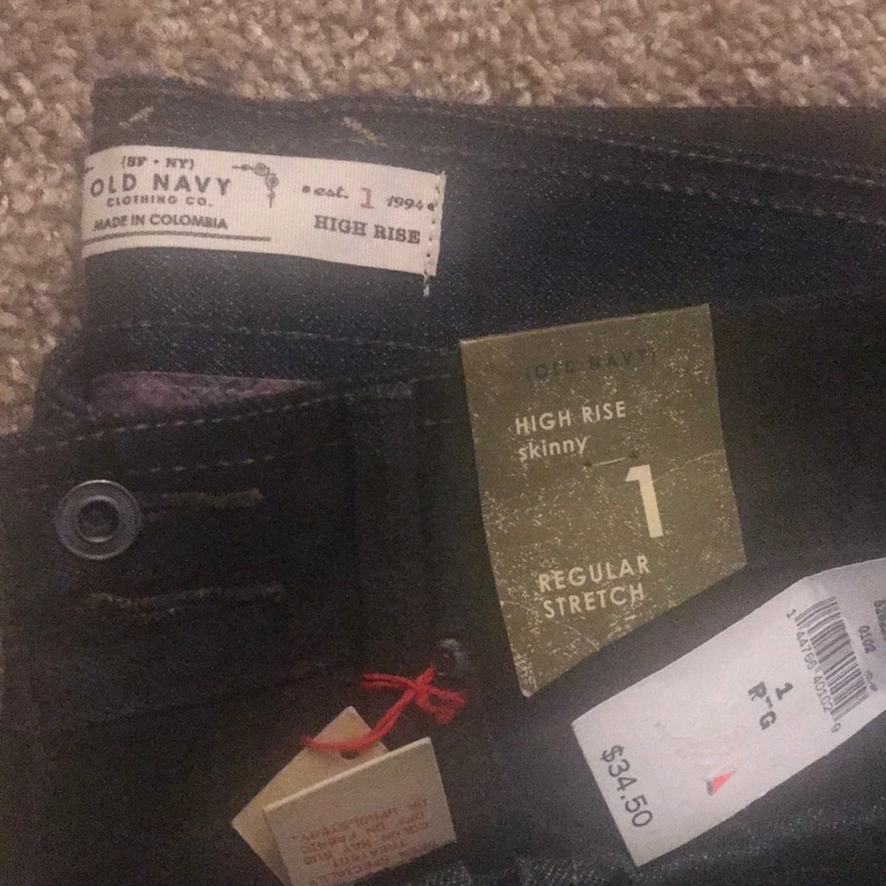 Ladies old navy jeans high rise skinny - Picture 4 of 4